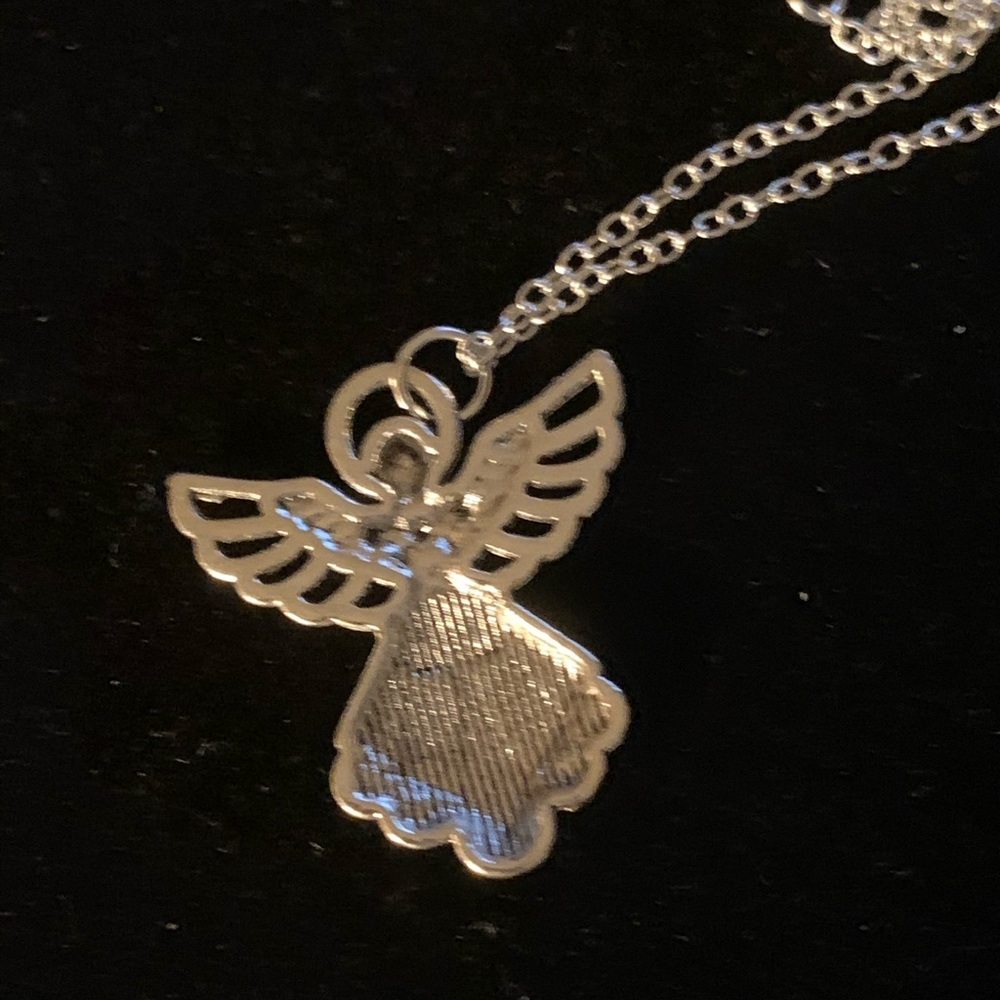 Angel Charm Pendant - Picture 2 of 4